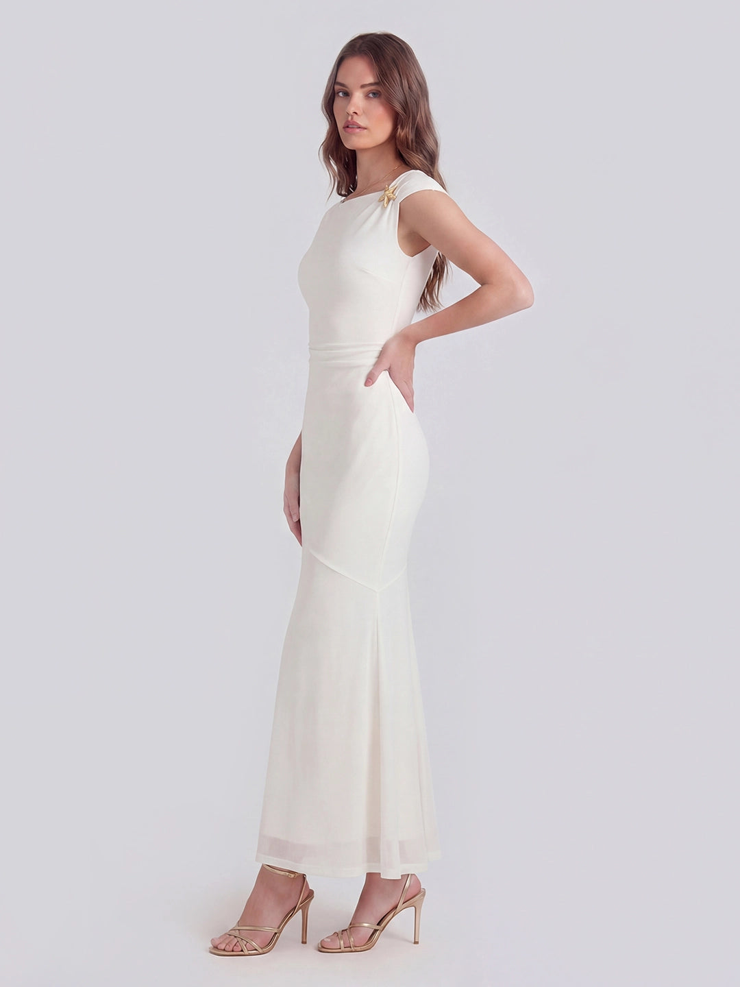 Asymmetric Sleeve Bodycon Gown with Knot-Shoulder Detail