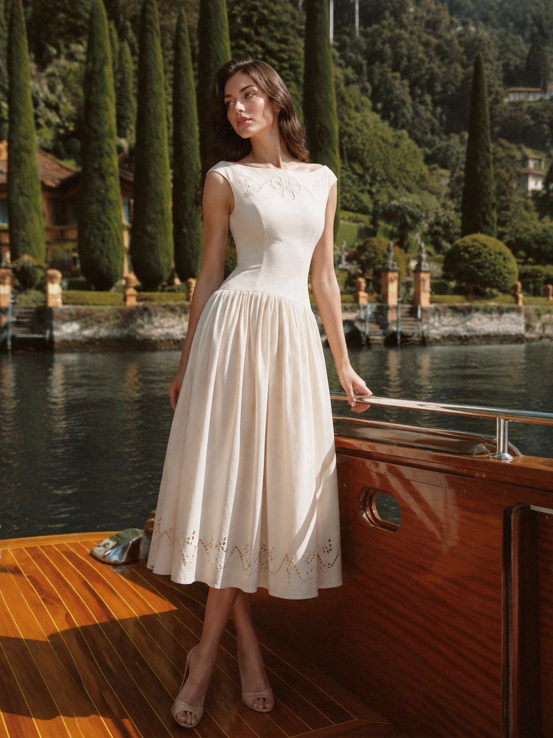 Exquisite Boat Neck Fil-Coupé Dress