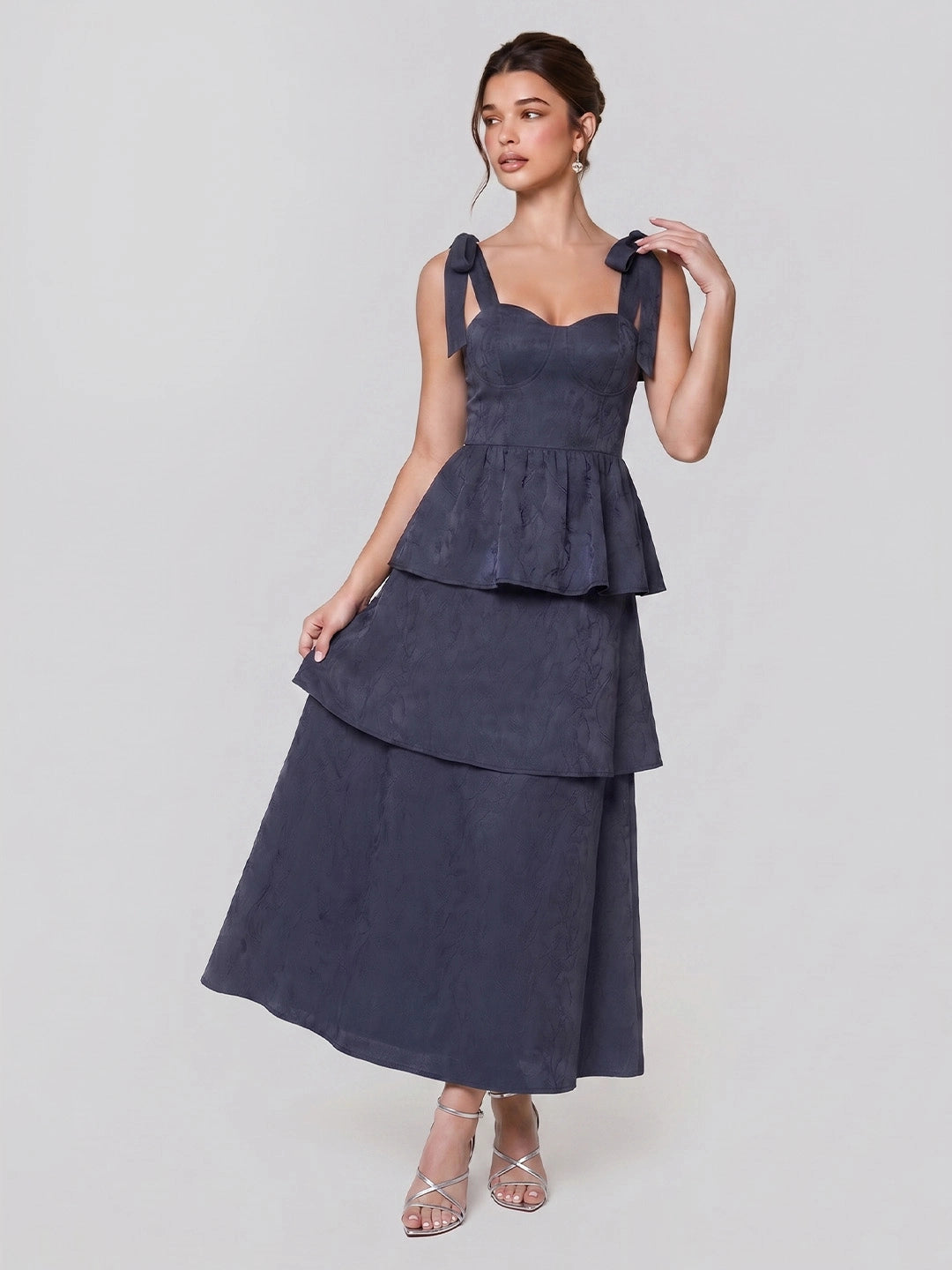 Jacquard Scoop Neckline Solid Bowknot Layered Maxi Dress