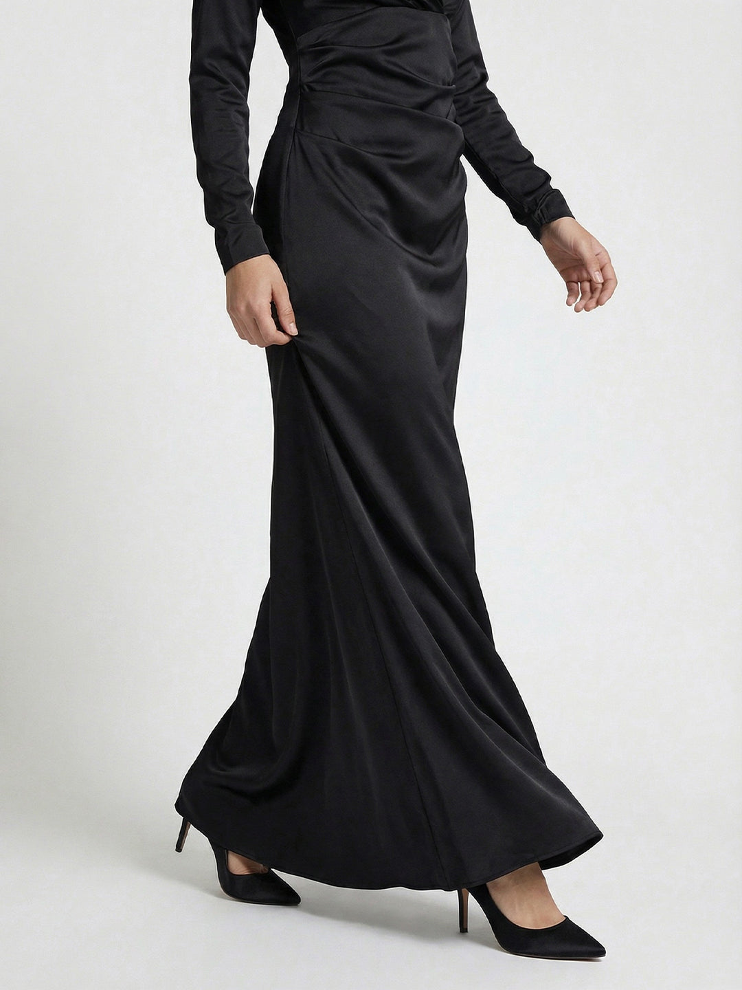 Long Sleeve Taffeta Tuxedo Gown In Black