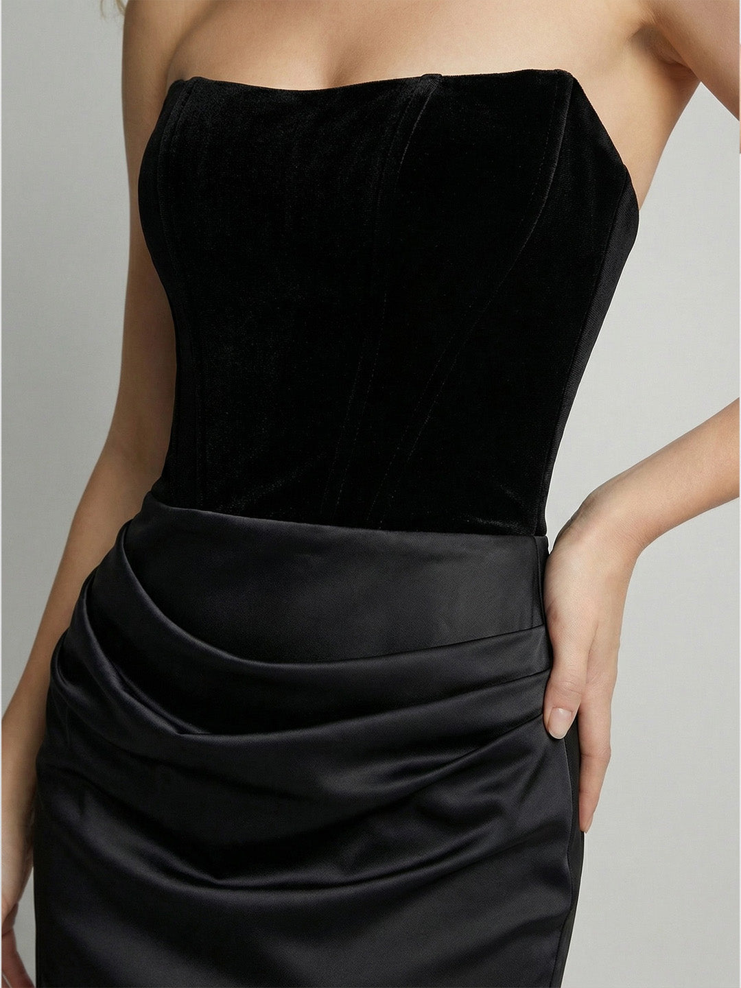 Women's Strapless Velvet Bodice Gown