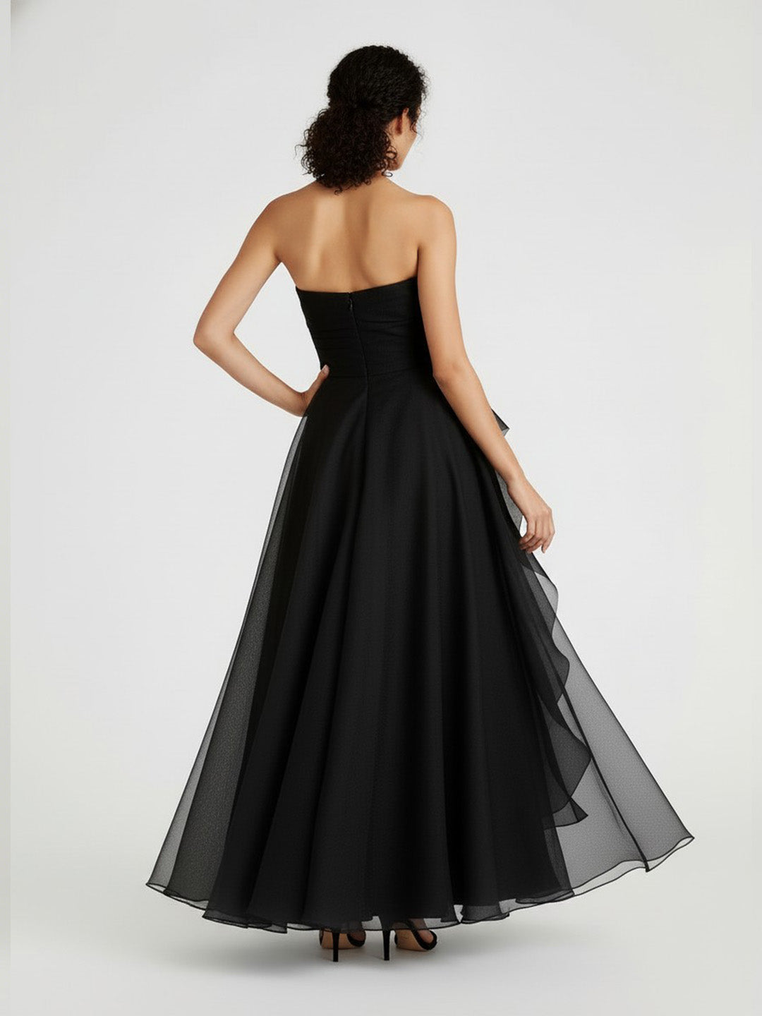 Elegant Strapless Organza Evening Gown